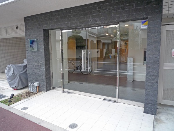 ラ・シード板橋若木201号室 エントランス