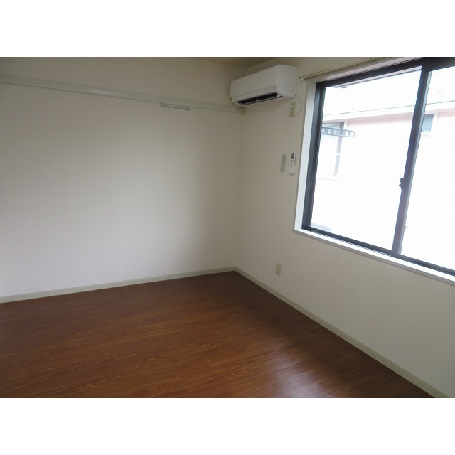 グリーンフラッツ旗の台 居室