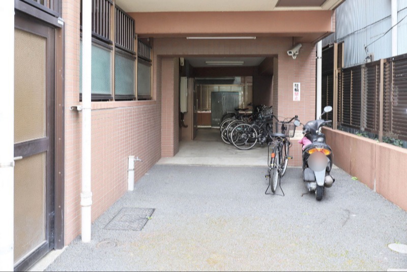 ドルチェ・ロイヤルステージ新大塚6階 駐輪スペース