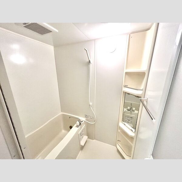 シャルマンコート105号室 浴室