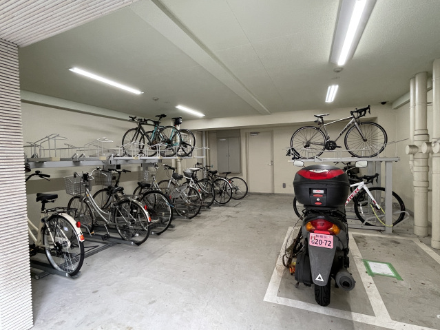 スカイコート両国弐番館 駐輪場・バイク置き場