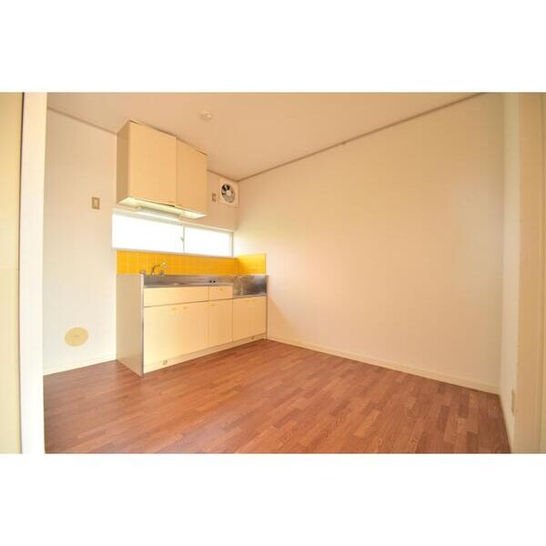 エステートピア聖ヶ丘202号室 キッチン