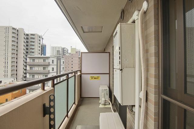 第六鳥塚ビル バルコニー