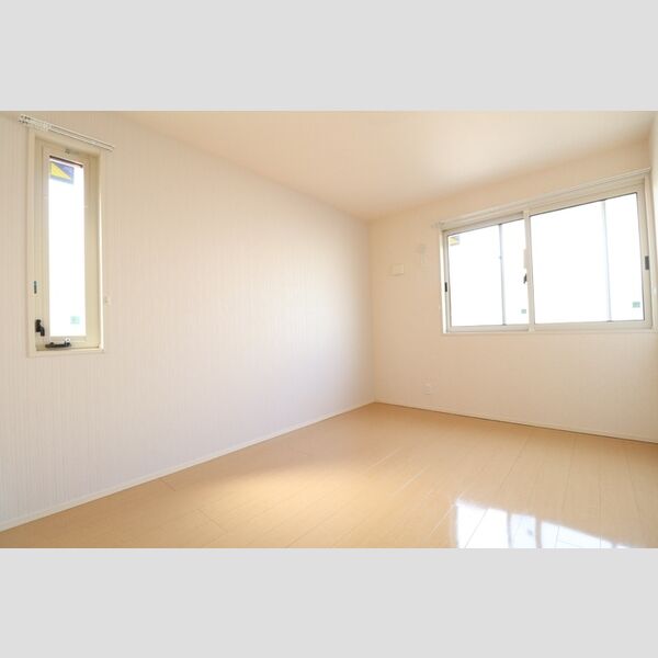 エミナンスⅢ102号室 洋室