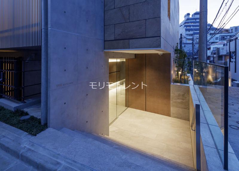 イプセ初台4階 エントランス