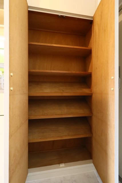 トップ平和台3階 靴入