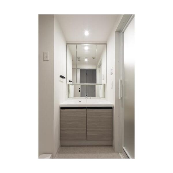 ジオエント中野801号室 洗面