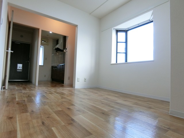 ファミーユ玉川上水0501号室 リビング