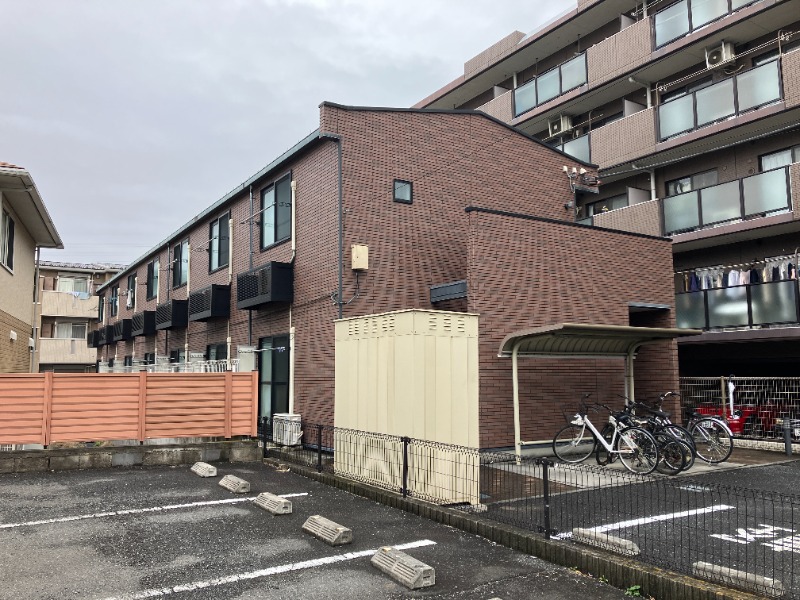 プランドール鶴間 外観