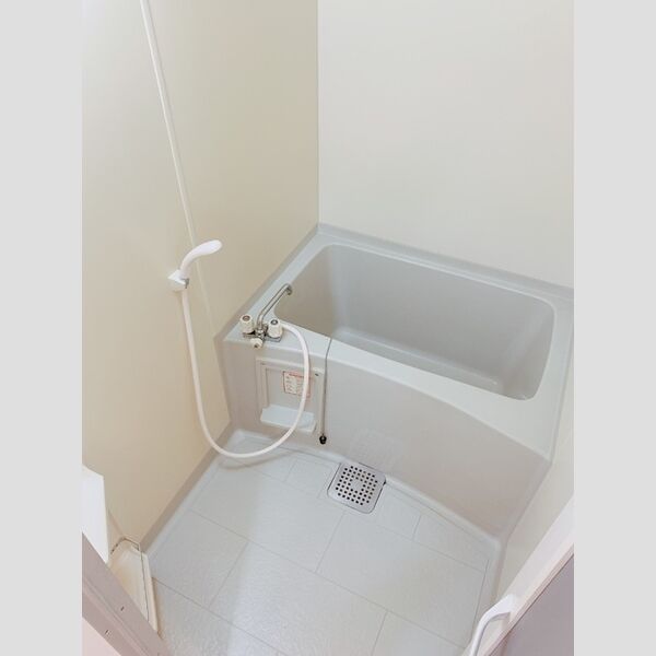 メゾンコリーヌ 浴室