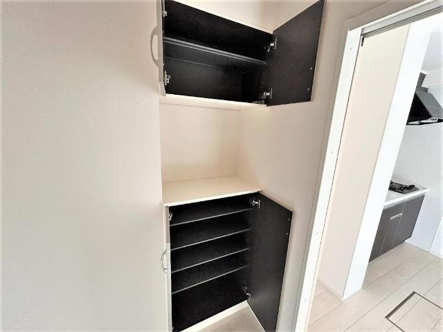 エマーソン上星川102号室 玄関