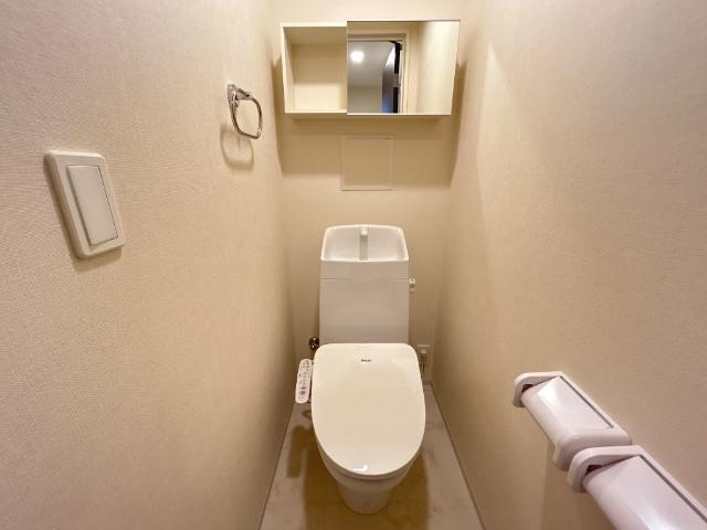 パレス北野207号室 トイレ