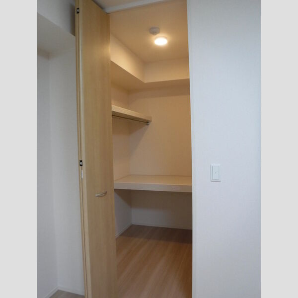 ラテル ウォークインクローゼット