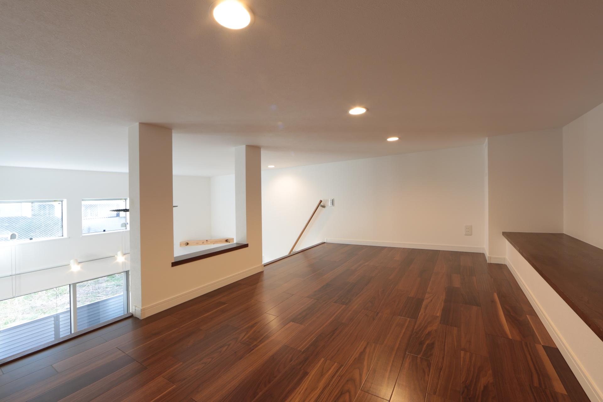 シャトレ生田緑地2F号室 ロフトも快適なフローリングです