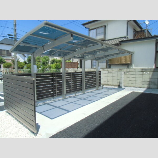 プリエール 駐輪場