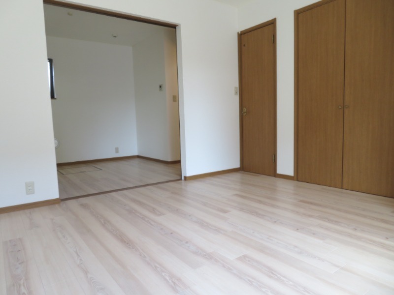 アデナ中原2階 ※別部屋写真参照