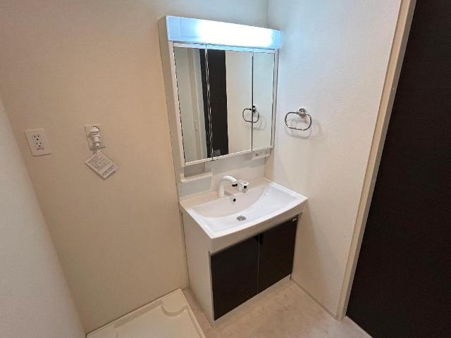 （仮称）柏市船戸　新築アパート 洗髪洗面化粧台（イメージ）