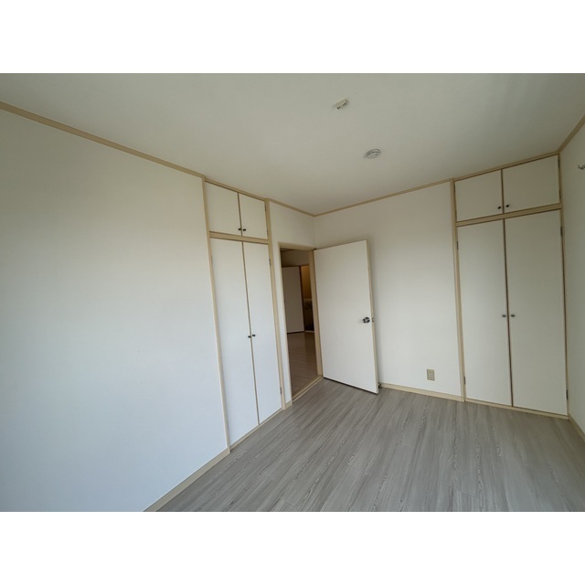 リエス大宮三橋301号室 リビング