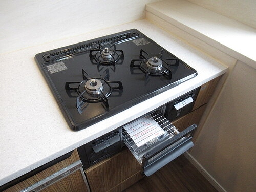 ザ・スカイクルーズタワー9階 グリル付きコンロ