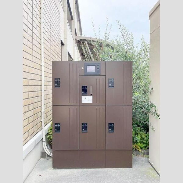 ラ シュエット 宅配ボックス