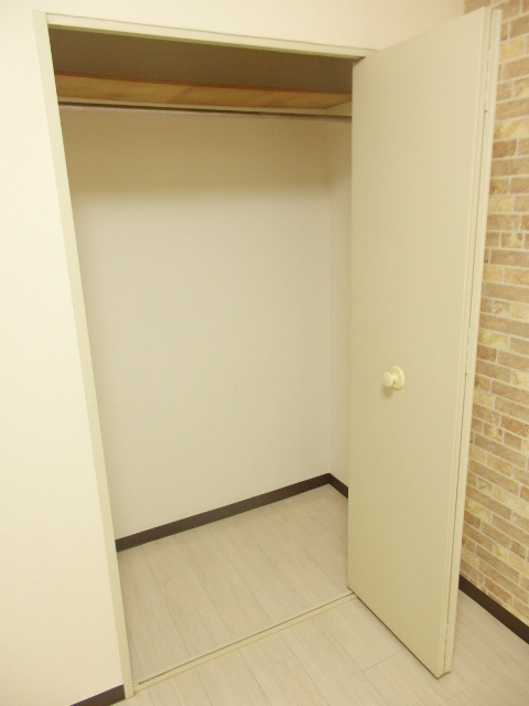 マンション雅清0202号室 収納