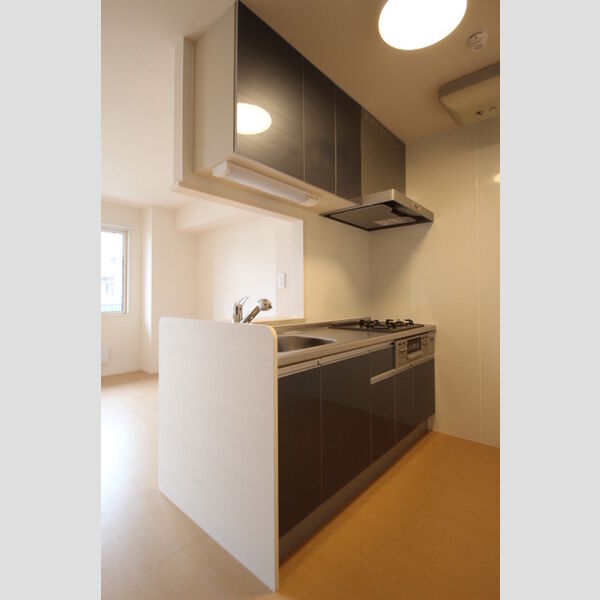 ルミエール ☆3口ガスコンログリル付きキッチン☆