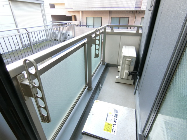 Ｗｅｓｔ　Ｆ．Ｙ．0303号室 バルコニー