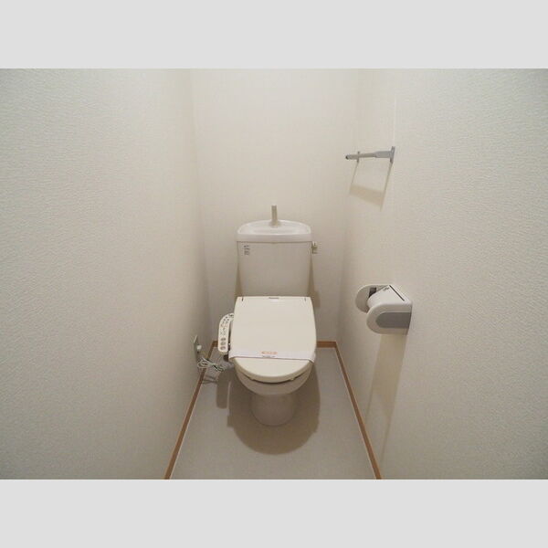 さくらそうB103号室 温水洗浄暖房便座