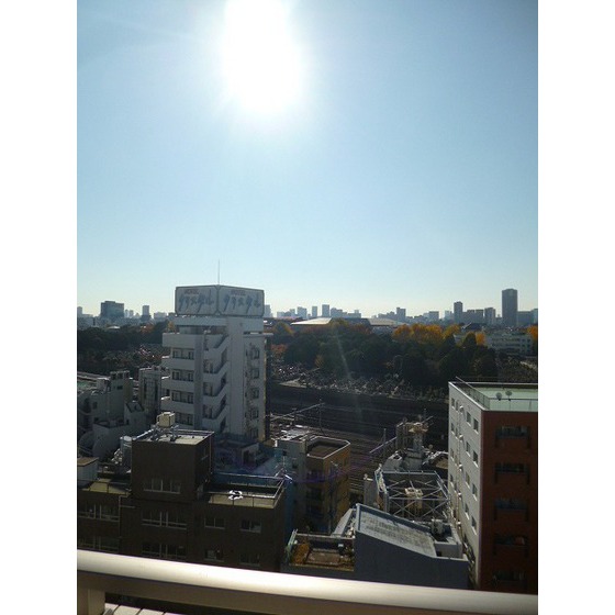 エルフラット鶯谷1201号室 眺望