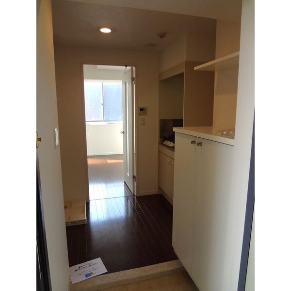 ラ・エテルノ大島ウーノ 玄関