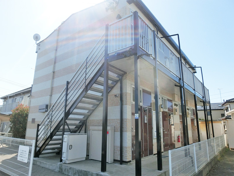 レオパレスピエルリーの外観画像