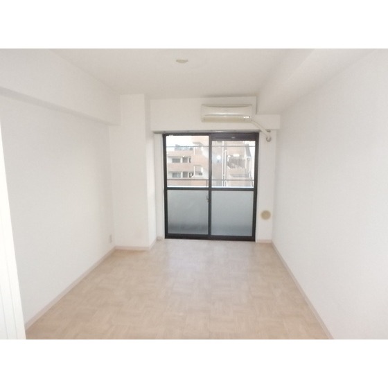 プレステージ市川501号室 同建物別部屋の参考画像