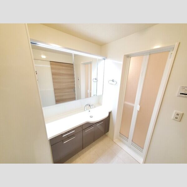 amuse301号室 同建物別部屋の参考画像