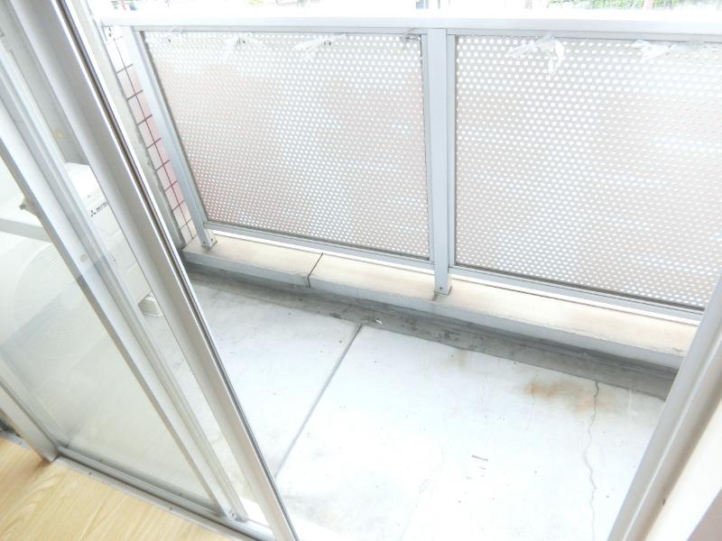 イーストアベニュー ※同タイプの違うお部屋のお写真です。