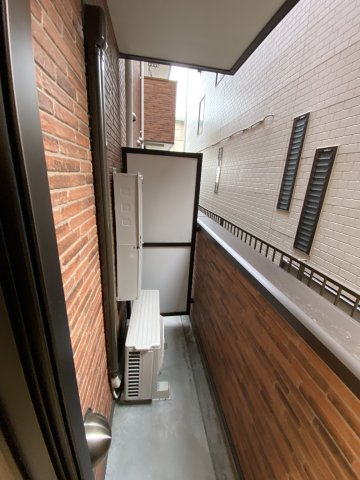 プレミアムベイルーム井土ヶ谷中町102号室 バルコニー