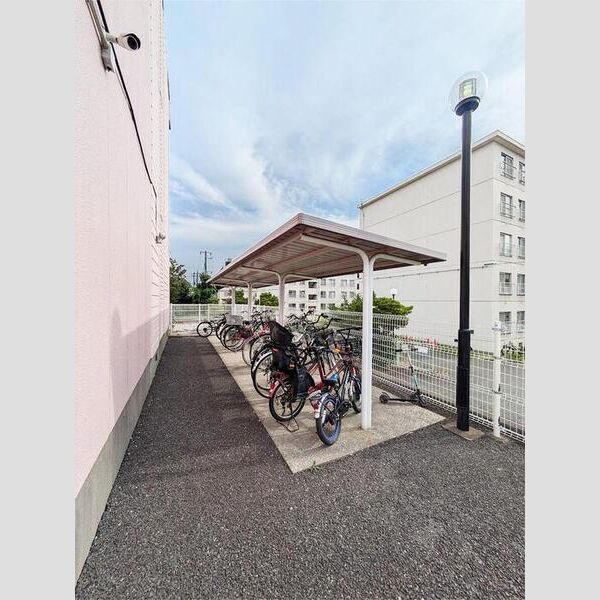 ピュアコート　(3)参番館 駐輪場