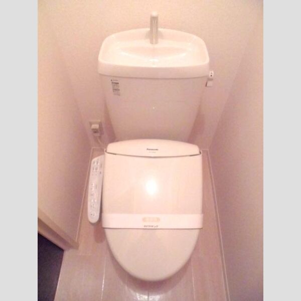 ウィステリア 温水洗浄暖房便座