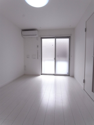 シュネシス1階 部屋その他