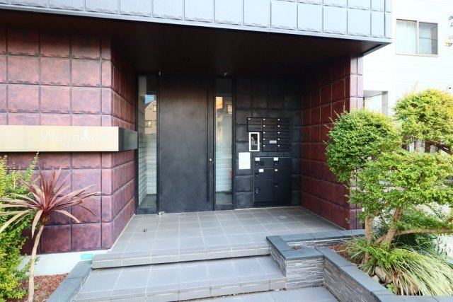 ワクラス中野 エントランス