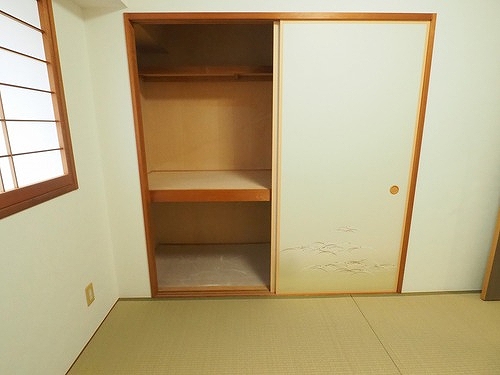 ライオンズマンション洗足池第２ 和室　押入