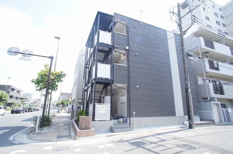 リブリ・Sana Isogo2階 外観