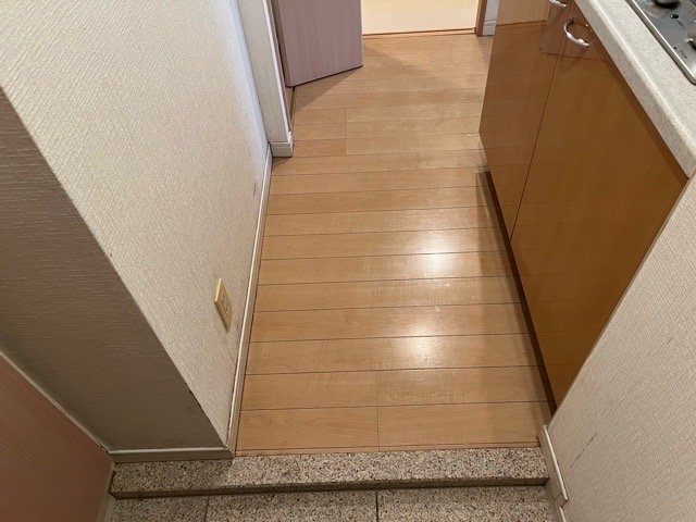 クローバーコート黒門町 玄関