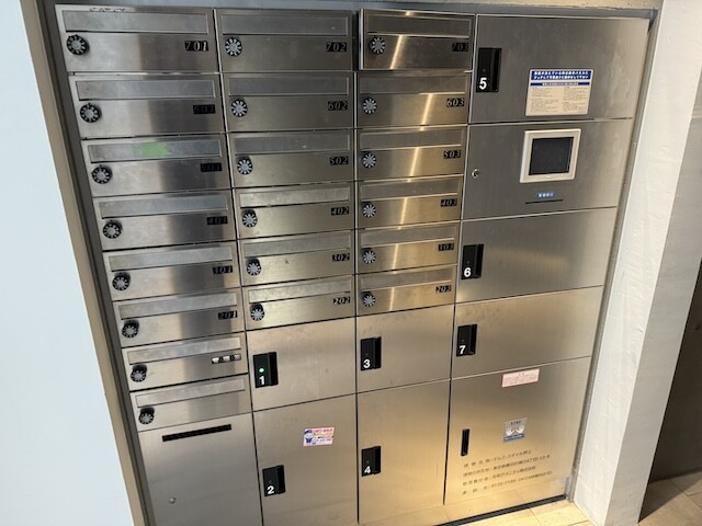 ドムス・スタイル押上3階 メールコーナー