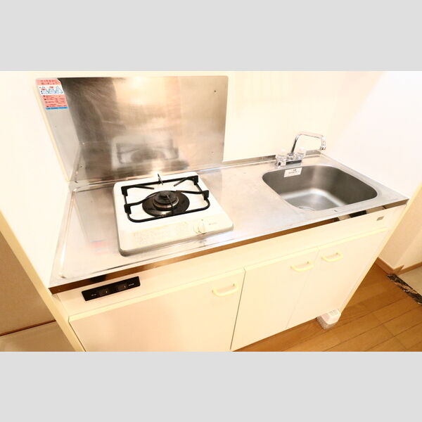 クリエール吉川105号室 キッチン