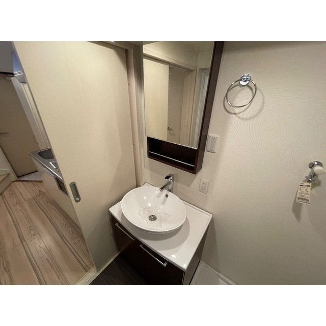 クノッソス末広 内観