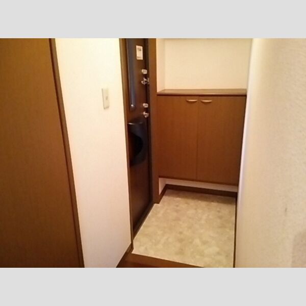 メイプルタウン川越的場　A/B/C/D/E/GD102号室 玄関