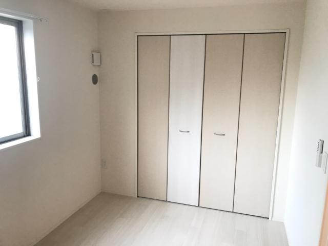 キャトルセゾン白楽101号室 室内