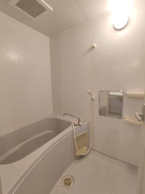 サンヴィアーレ一橋学園2階 お風呂