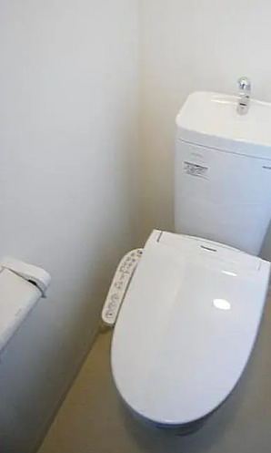 レガリア新丸子401号室 ※反転タイプのお部屋の参考写真となります。現況優先です。