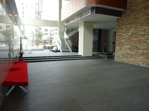 ＣＨＩＢＡ　ＣＥＮＴＲＡＬ　ＴＯＷＥＲ28階 ロビー　※2025年6月の写真